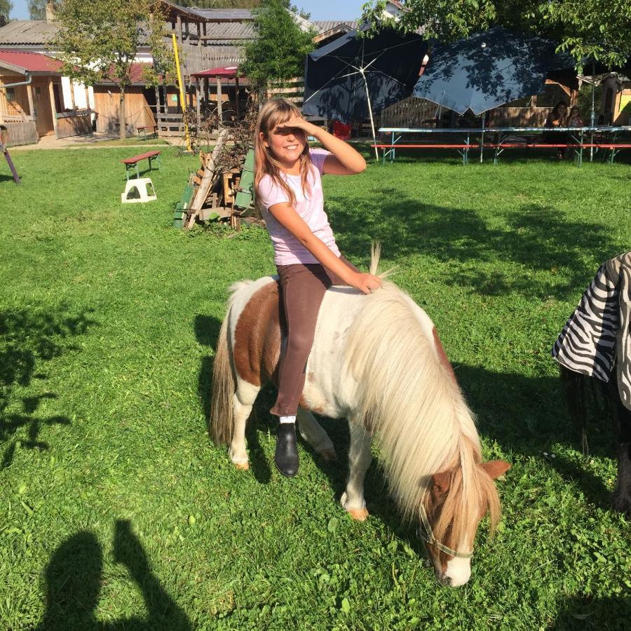 Ferienhaus Spielburg Altotting Bagian luar foto