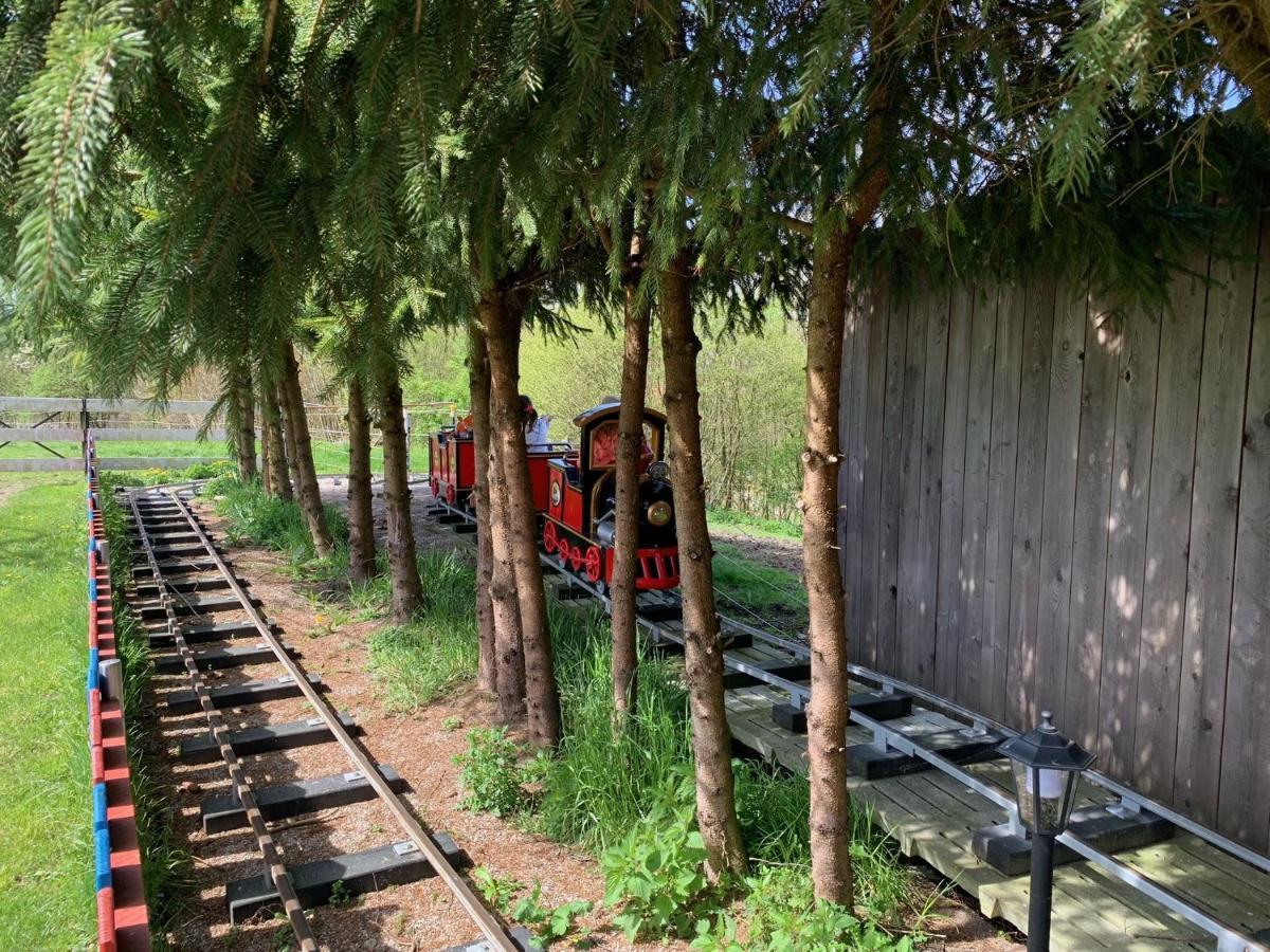Ferienhaus Spielburg Altotting Bagian luar foto