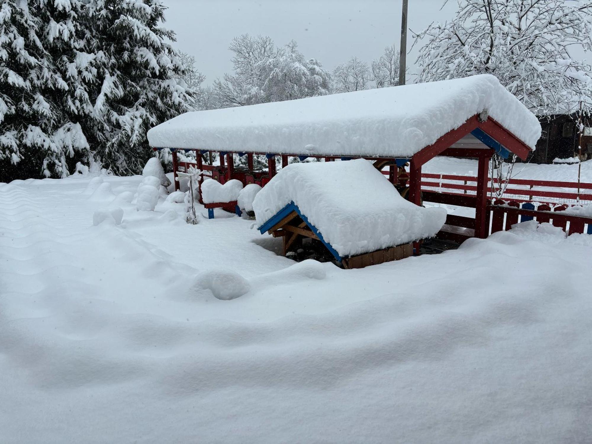 Ferienhaus Spielburg Altotting Bagian luar foto
