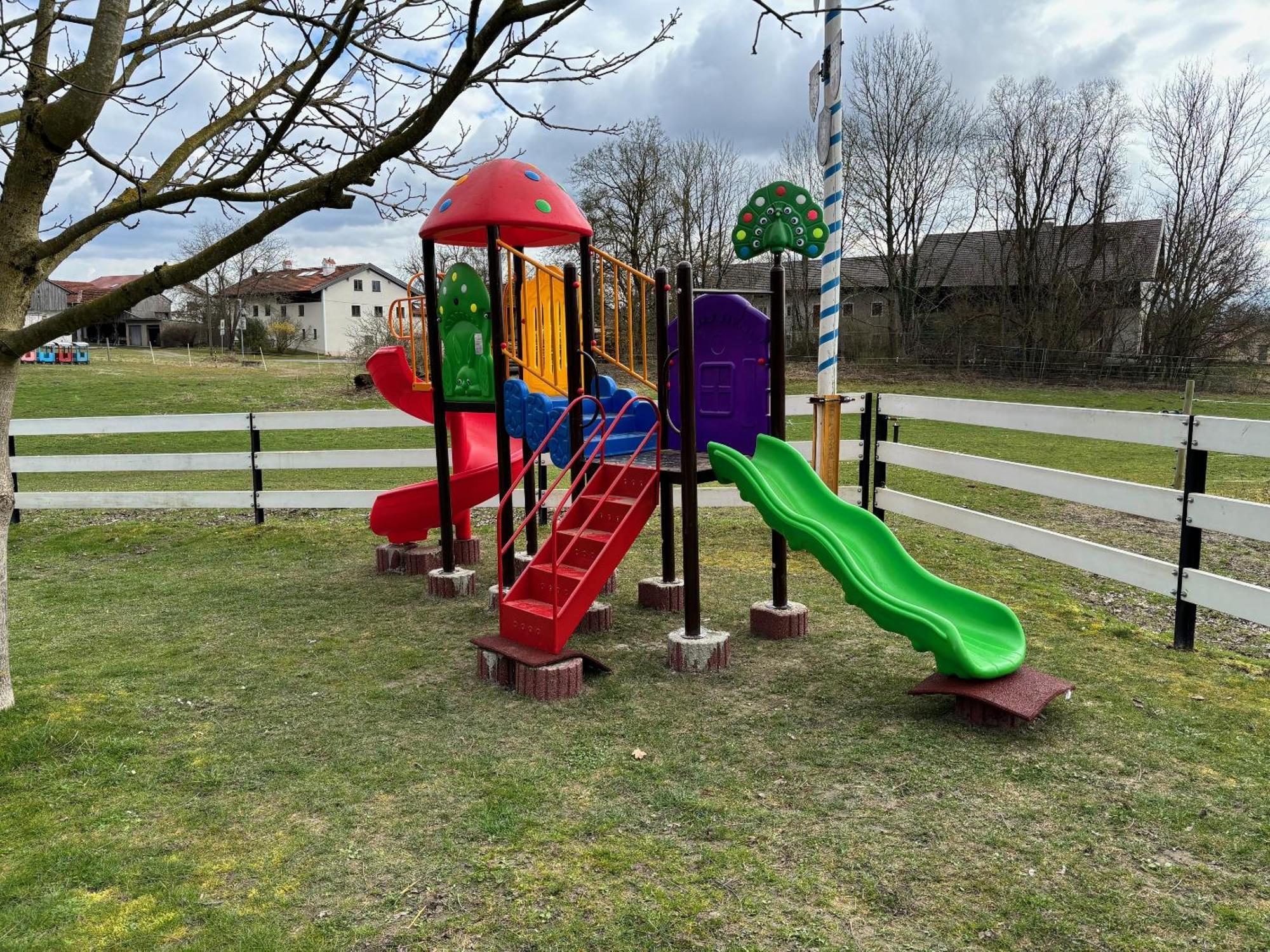 Ferienhaus Spielburg Altotting Bagian luar foto