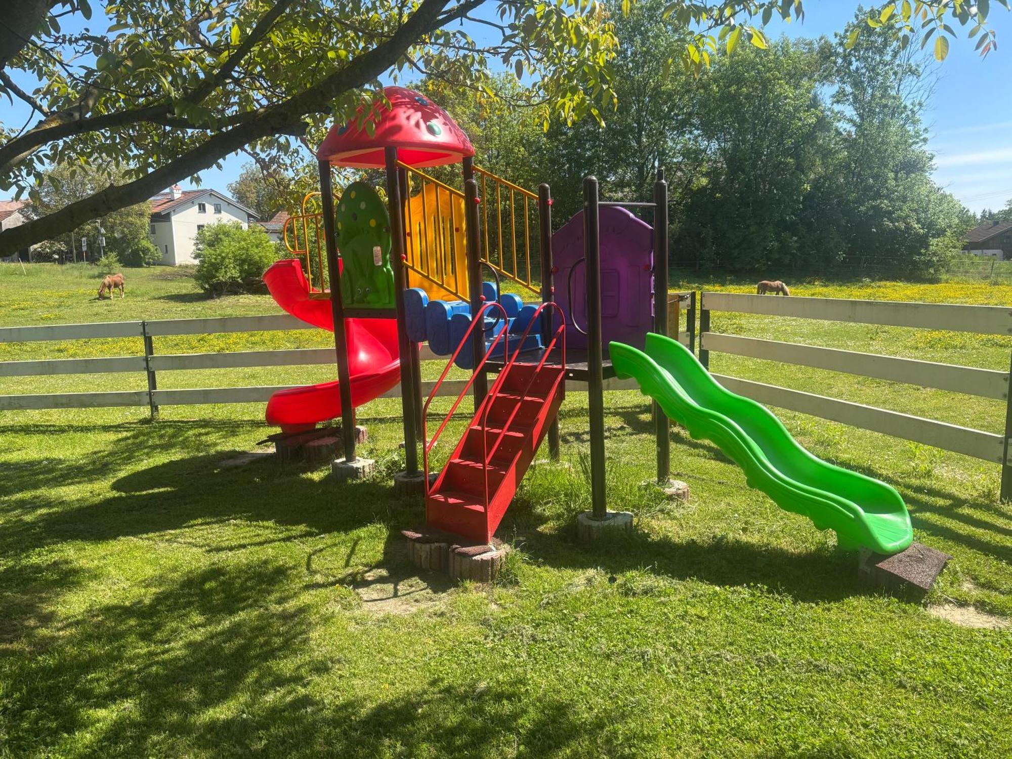 Ferienhaus Spielburg Altotting Bagian luar foto